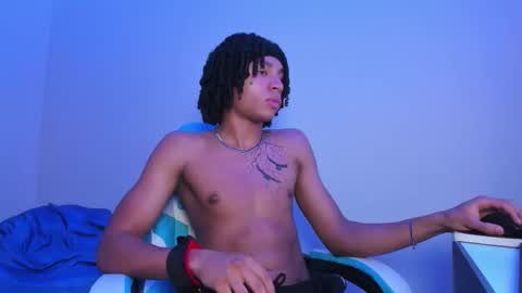 Snapshot of dann_cute028 chatting on 09.11.25 dann online show from 09.11.25