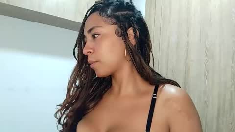 Danna  Ross online show from 04.23.26