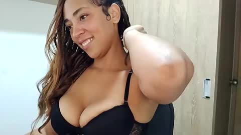 Danna  Ross online show from 04.24.26