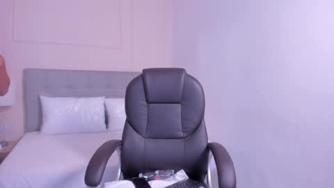 Snapshot of danna_palmeth chatting on 09.19.25 danna_palmeth online show from 09.19.25