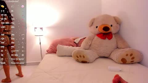 Danna Rhodes online show from 09.09.25