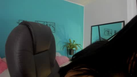 Danna online show from 06.24.26