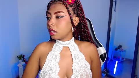 Snapshot of danna_schmidt23 chatting on 01.10.25 Danna online show from 01.10.25