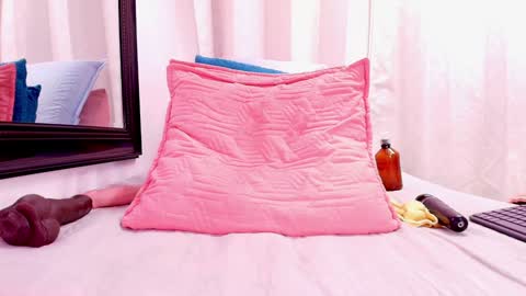 Danna Berlin  online show from 02.06.25