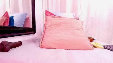 Danna Berlin  online show from 02.12.25