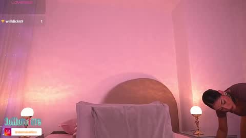 Danna Berlin  online show from 11.25.25