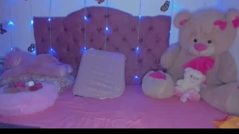Snapshot of dannajeins chatting on 04.19.26 Danna Sofia jeins online show from 04.19.26