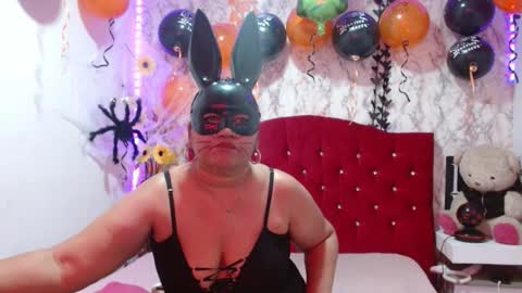 dannalanegra2 online show from 10.22.25