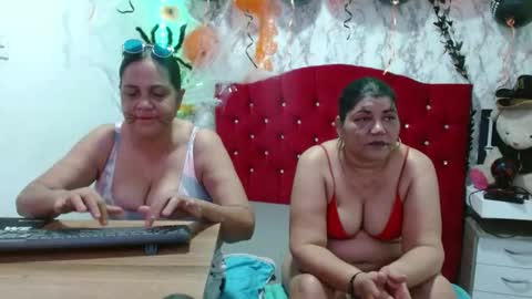 dannalanegra2 online show from 10.25.25