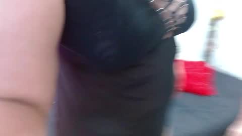 dannalanegra2 online show from 11.22.25