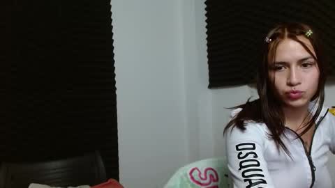 dannamomcerrat online show from 12.20.24