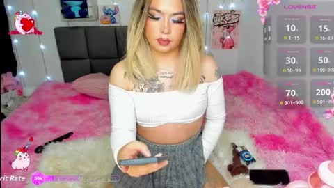 Snapshot of dannia_13 chatting on 05.15.26 dannia_13 online show from 05.15.26