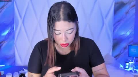Danna Monroe  online show from 05.21.26