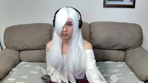 Snapshot of danniielll chatting on 11.03.25 HilmarZ online show from 11.03.25