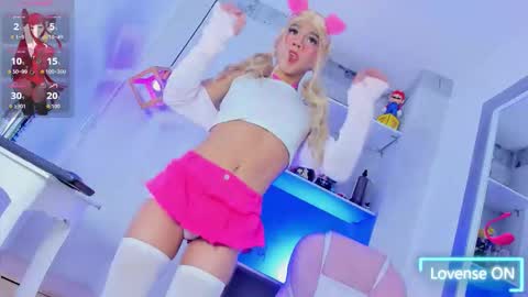 Snapshot of danniigrovers chatting on 10.01.25 Danni Sebastian online show from 10.01.25