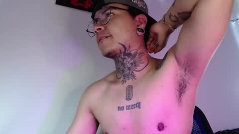 Snapshot of dannteftm chatting on 03.26.26 DANNTE online show from 03.26.26