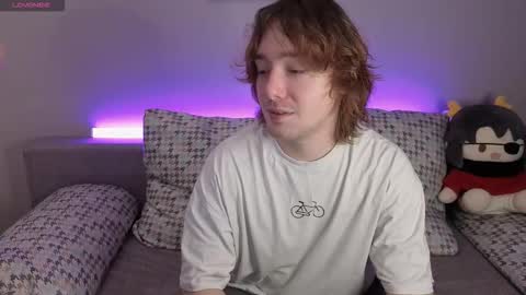 Snapshot of danny_and_ellen chatting on 10.19.25 danny and ellen online show from 10.19.25