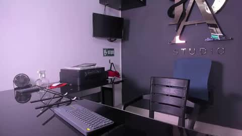 danny_and_lara online show from 09.30.25