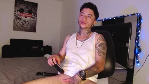 Snapshot of danny_stark chatting on 12.27.24 Danny online show from 12.27.24