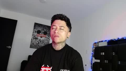 Snapshot of danny_stark chatting on 12.31.24 Danny online show from 12.31.24