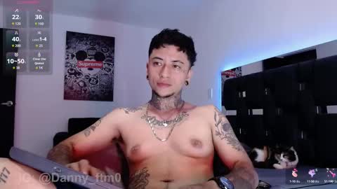 Snapshot of danny_stark chatting on 10.03.25 Danny online show from 10.03.25