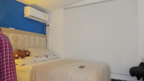 Danny online show from 09.24.25