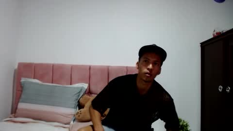 Snapshot of dannyhothot chatting on 03.07.25 danny and ruby online show from 03.07.25