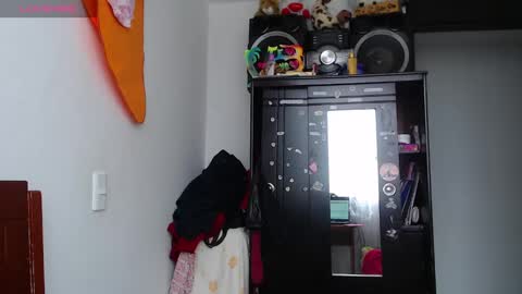 Snapshot of dannyroussette chatting on 03.04.25 Follow me Control lovense free D online show from 03.04.25