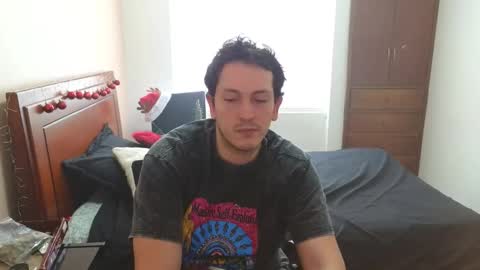 Snapshot of danruiz33 chatting on 11.14.25 Dan online show from 11.14.25