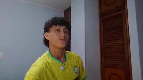 Snapshot of dante_lord chatting on 10.17.25 Dante online show from 10.17.25