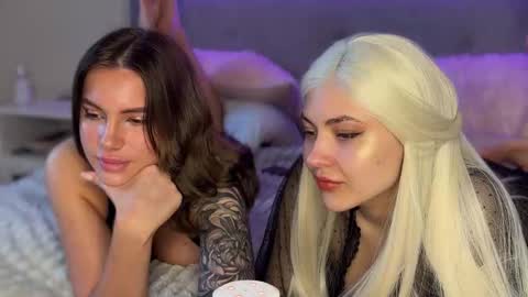 Snapshot of danteetbeatrix chatting on 02.27.26 DanteetBeatrix online show from 02.27.26