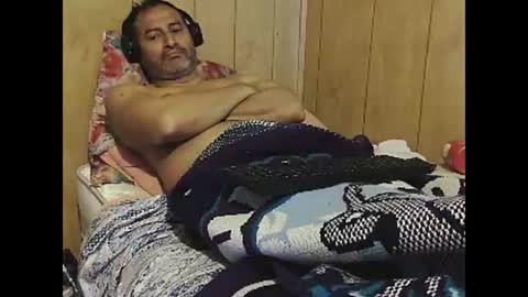 Snapshot of dantehot82 chatting on 01.04.25 dantehot82 online show from 01.04.25