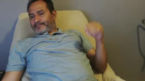 Snapshot of dantehot82 chatting on 01.04.25 dantehot82 online show from 01.04.25