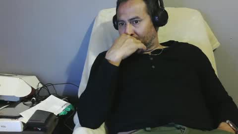 Snapshot of dantehot82 chatting on 01.05.25 dantehot82 online show from 01.05.25