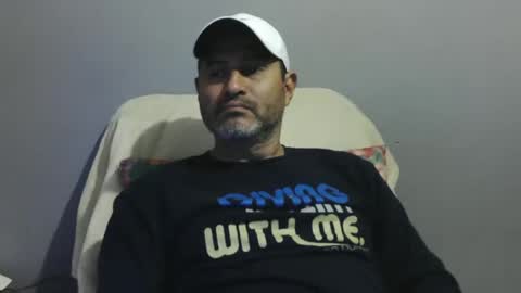 Snapshot of dantehot82 chatting on 01.05.25 dantehot82 online show from 01.05.25