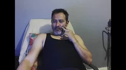 Snapshot of dantehot82 chatting on 01.10.25 dantehot82 online show from 01.10.25