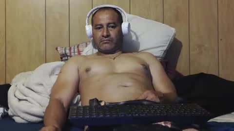 Snapshot of dantehot82 chatting on 10.12.25 dantehot82 online show from 10.12.25