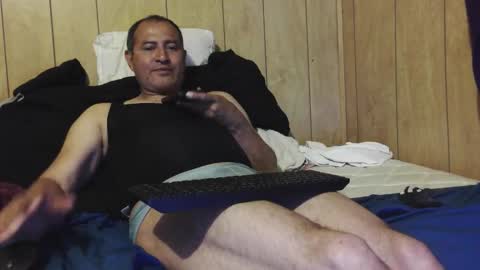 Snapshot of dantehot82 chatting on 11.12.25 dantehot82 online show from 11.12.25