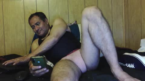 Snapshot of dantehot82 chatting on 11.28.25 dantehot82 online show from 11.28.25