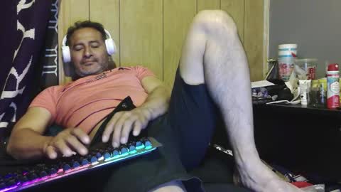 Snapshot of dantehot82 chatting on 02.21.26 dantehot82 online show from 02.21.26