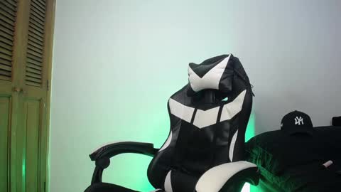 danteread online show from 02.24.25