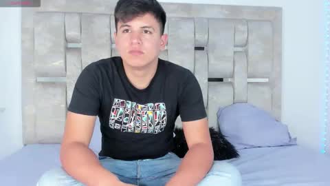 Snapshot of dantestone1 chatting on 11.12.25 dantestone1 online show from 11.12.25