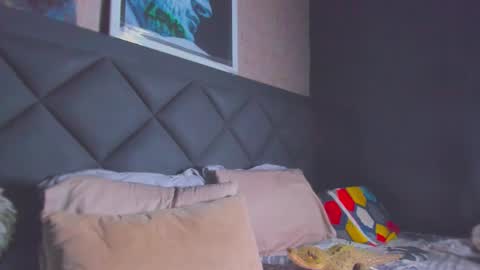 Dany online show from 11.21.25