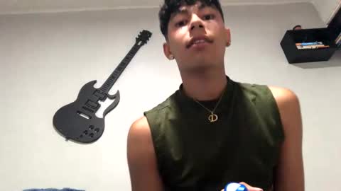 Snapshot of dany_everglott chatting on 12.25.24 Dany everglot online show from 12.25.24