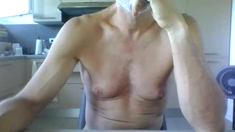 Snapshot of danyblueyes71 chatting on 07.29.26 Dany online show from 07.29.26