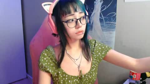 danyelleeyermann online show from 04.14.26