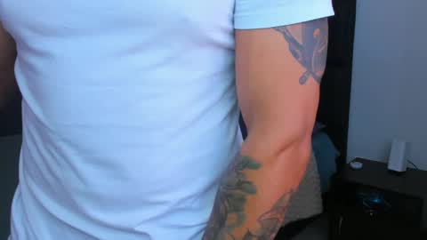 danyfitguy_ online show from 01.06.25