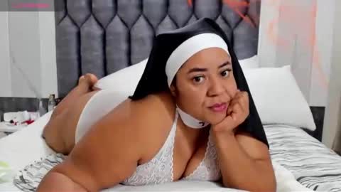 Snapshot of daphaineex chatting on 10.31.25 daphaineex online show from 10.31.25