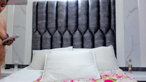 Snapshot of daphaineex chatting on 11.10.25 daphaineex online show from 11.10.25