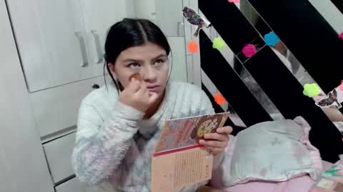 daphne877046 online show from 10.25.25